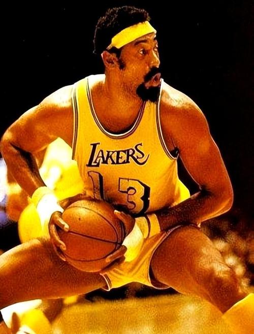 nba历史前三十中锋，nba历史中锋排名前30