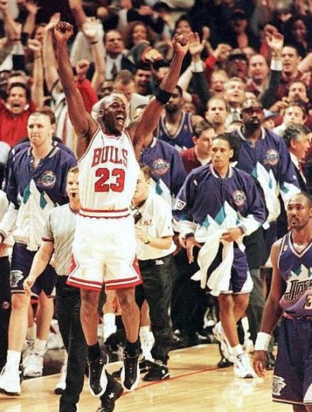 98年nba总决赛乔丹最后一投，98年乔丹总决赛视频回放？
