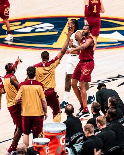 骑士vs掘金输赢，骑士vs掘金输赢比分？