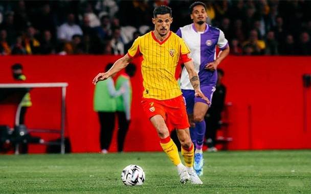 双线争冠！法国杯朗斯主场41图卢兹进决赛，沙特翼卫两送助攻